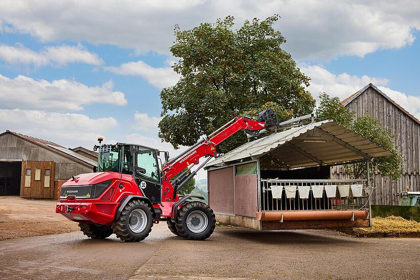 Weidemann Teleskopradlader 4060T mit Palettengabel auf einem landwirtschaftlichen Betrieb im Einsatz