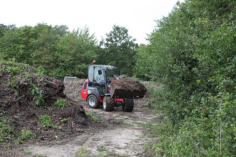 Weidemann Hoftrac 1280 im Einsatz