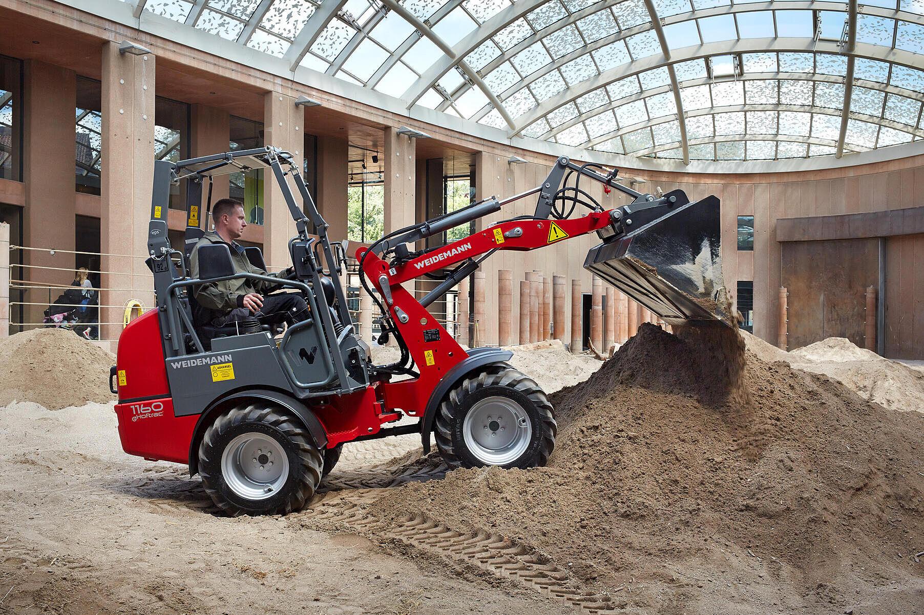 Weidemann Hoftrac 1160e im Einsatz