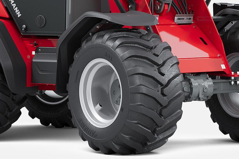 Weidemann wheel loader 4060 in studio, Tyres