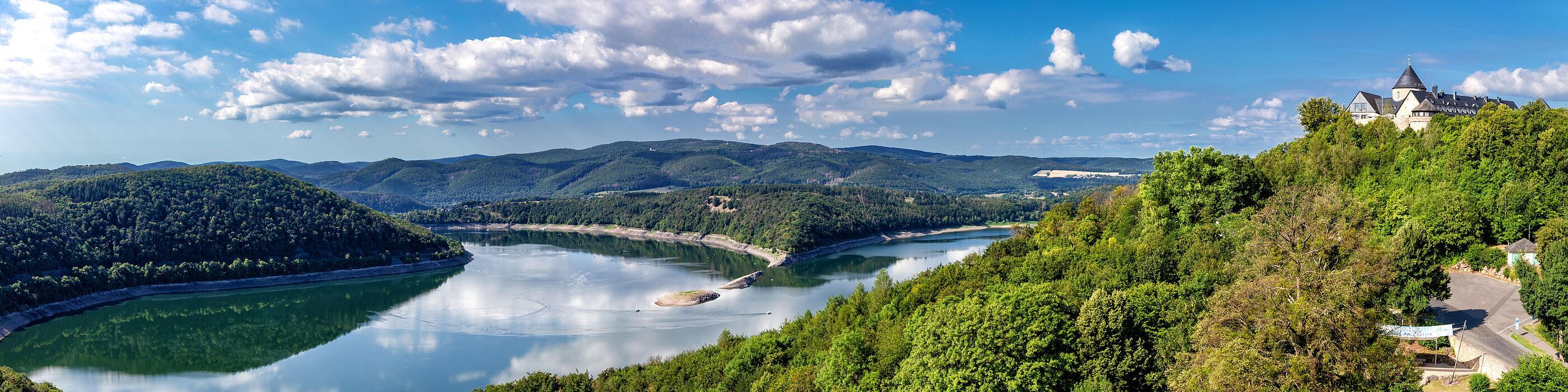 Edersee mit Schloss Waldeck